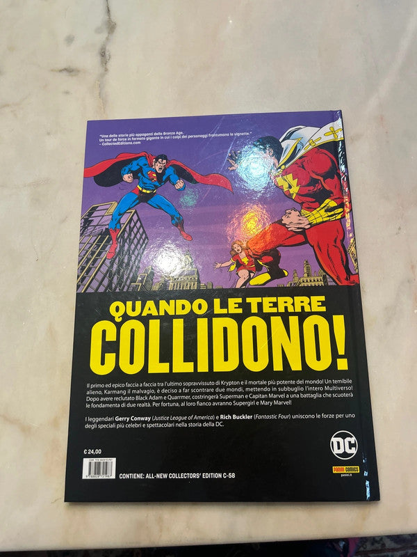 Cartonato Superman VS Shazam DC